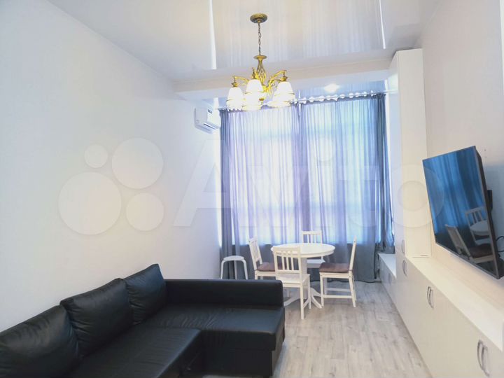 1-к. квартира, 53 м², 1/6 эт.