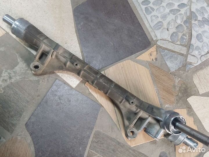 Рулевая рейка Nissan tiida правый руль