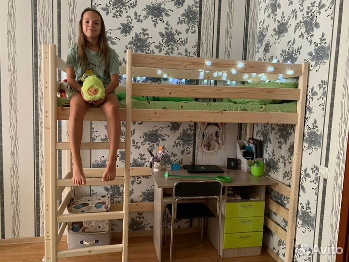 Кровать чердак деревянная