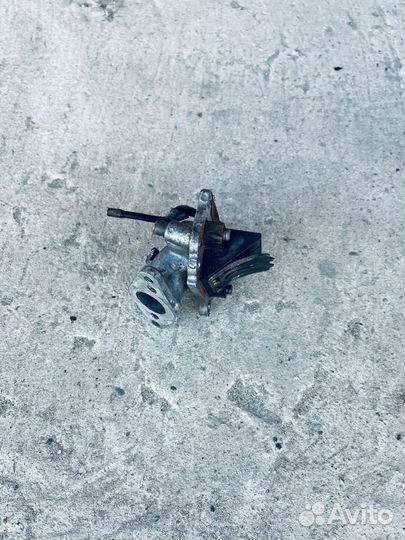 Впуск колектор лепест. клапан Suzuki address v 100