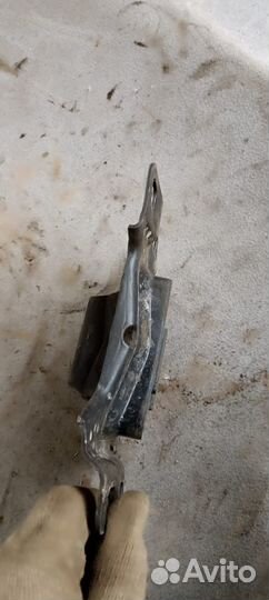 Подушка кпп верхняя Форд Фокус 2 МКПП