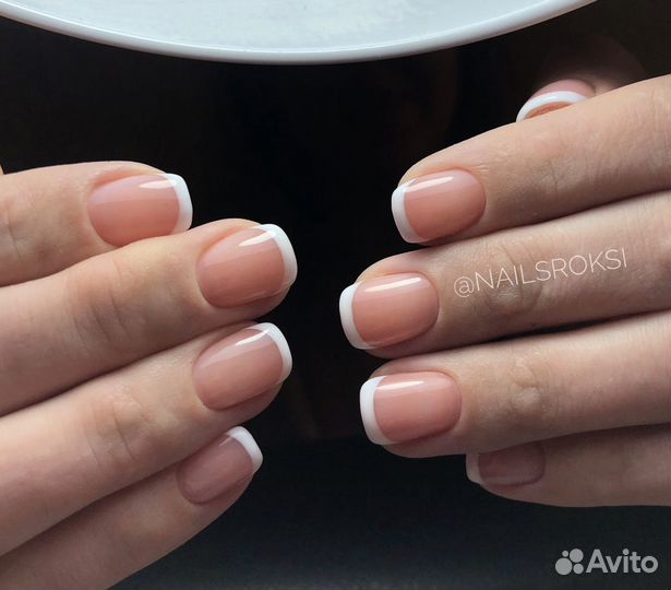 Маникюр с покрытием гель-лаком