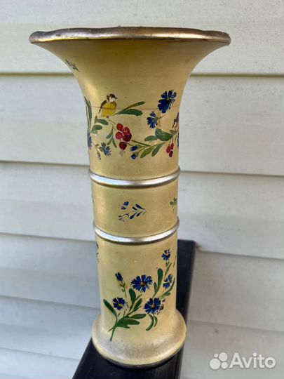 Ваза расписная металлическая