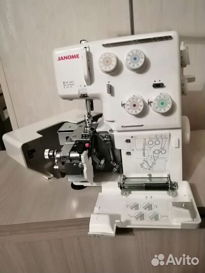 Оверлок Janome 205d