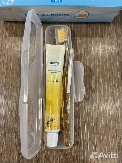 Дорожный набор в футляре: зубная паста+щётка+ёршик