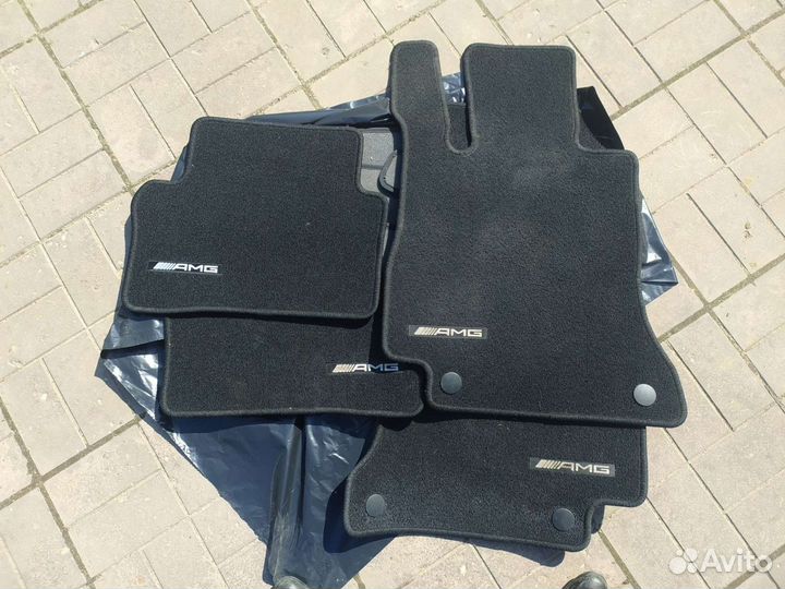 Коврики в салон авто