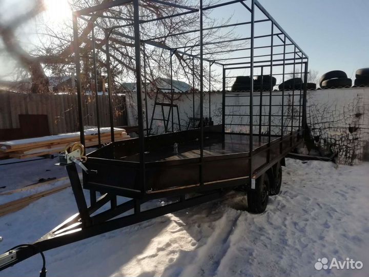 Продам прицеп новый