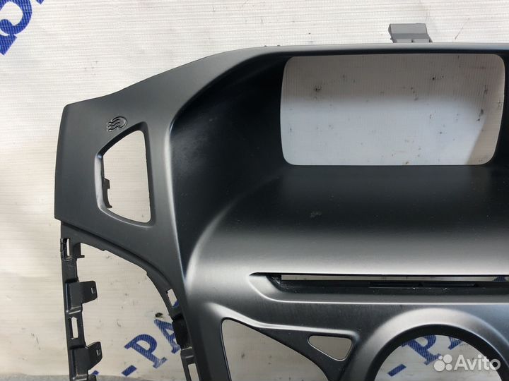 Рамка магнитолы Focus 3