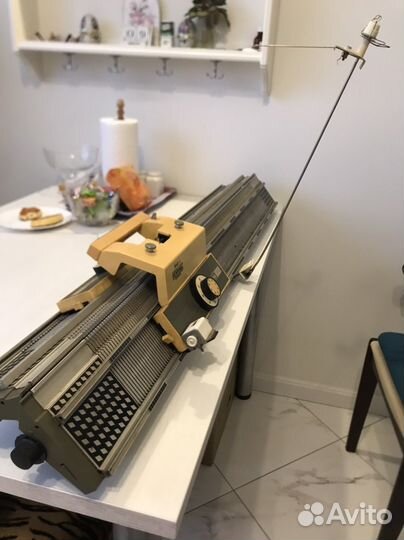 Вязальная машина veritas