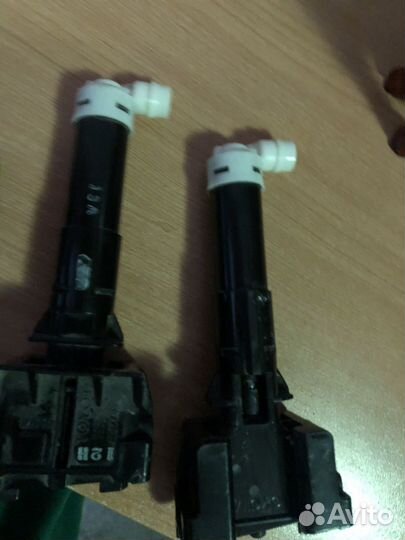 Продам омыватели для раф 4 2012г.в