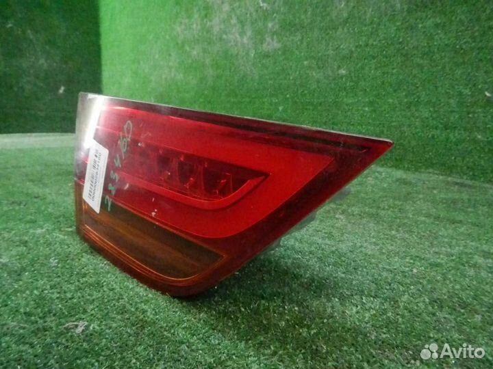 Фонарь задний внутренний левый Kia Quoris