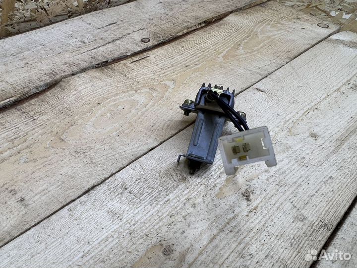 Резистор топливного насоса Infiniti Nissan