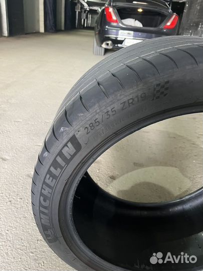 Michelin Pilot Sport 4 S 255/40 R19 и 285/35 R19