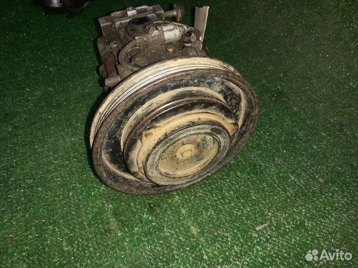 Компрессор кондиционера Toyota Corolla AE-110