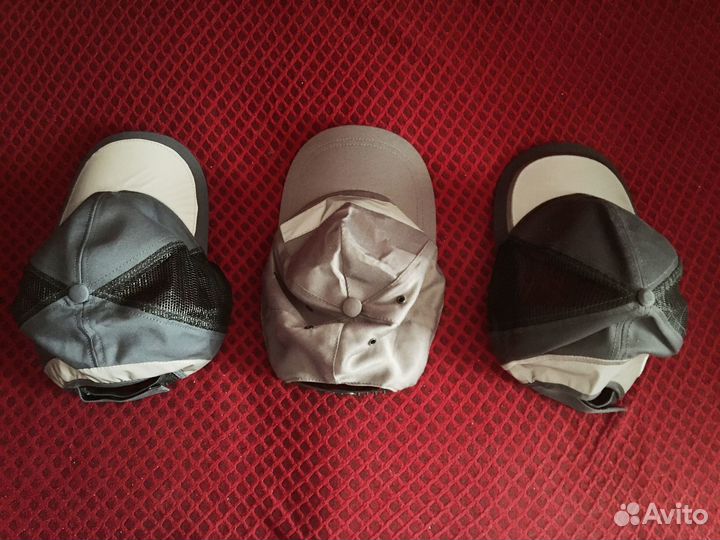 Кепки со светоотражателями новые