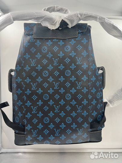 Рюкзак новый Louis Vuitton