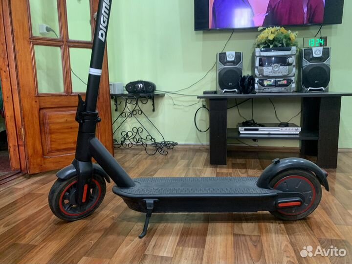 Самокат взрослый электрический