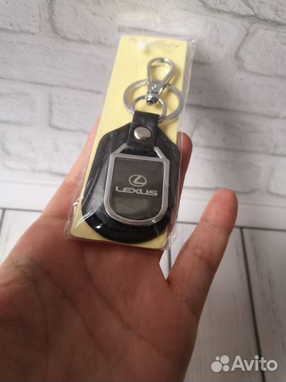 Наклейки голографические на колпачки дисков Toyota