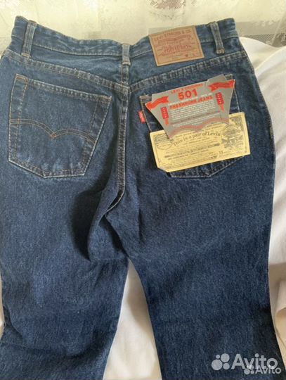 Женские джинсы levis 501 классика синие на болтах