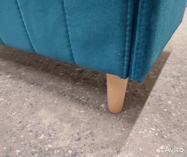 Кухонный диван в наличии 100