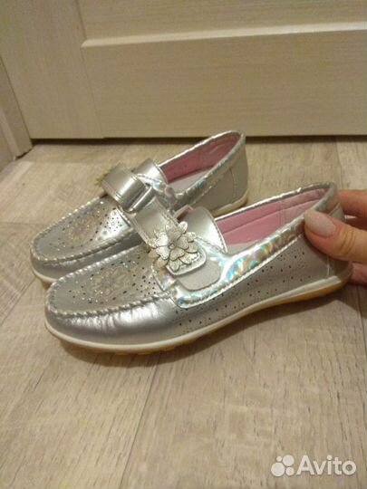 Мокасины для девочки новые