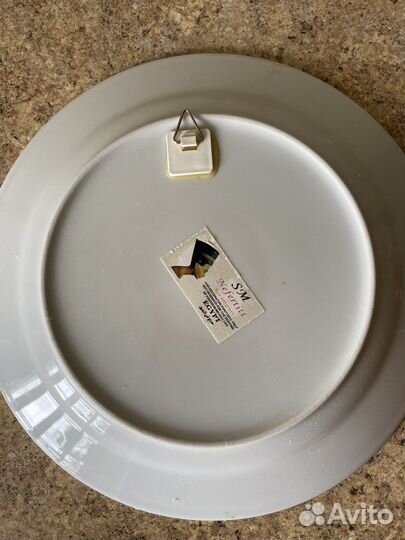 Сувенирные тарелки разных стран