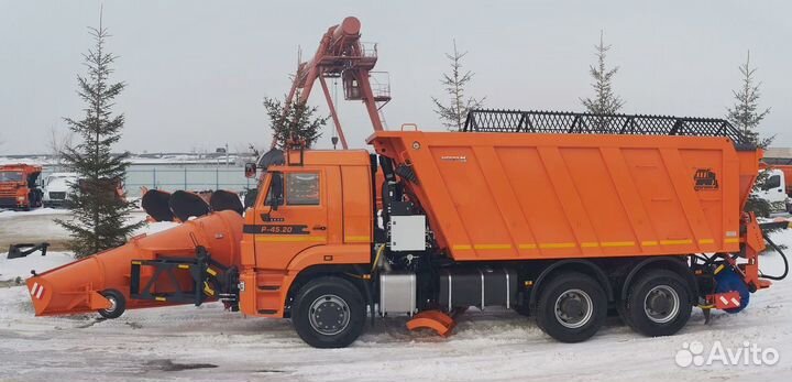 Комбинированная дорожная машина Камаз-6520