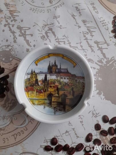 Пепельница Prague