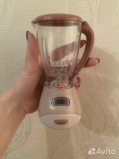 Игрушечный блендер