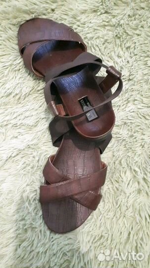 Сандалии 38размер