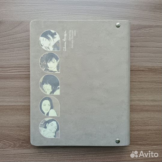 Тетрадь / блокнот на кольцах в клетку