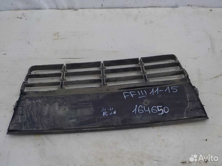 Решетка бампера Ford focus 3
