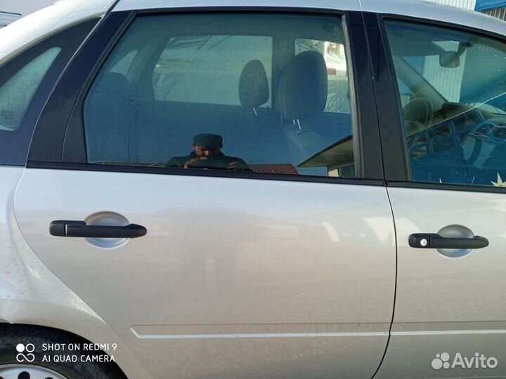 LADA granta задние двери