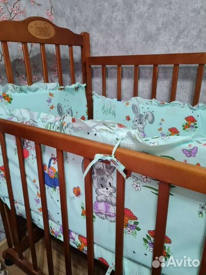 Детская кроватка