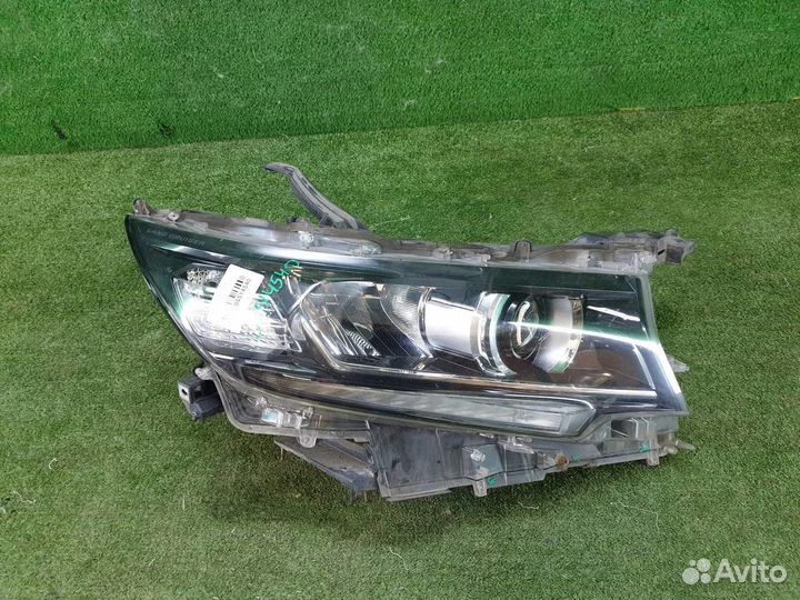 Фара правая Toyota Land Cruiser Prado