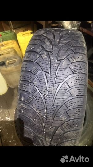 Hankook Winter I'Pike 215/45 R17