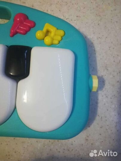 Развивающий коврик с пианино