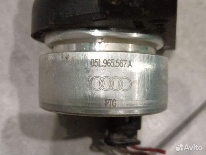Насос системы охлаждения дополнительный Audi A6 C8
