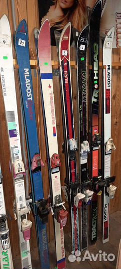 Горные лыжи и ботинки