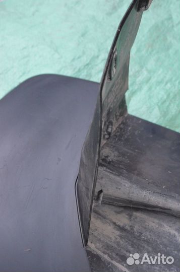 Toyota Land Cruiser Prado Брызговик задний правый