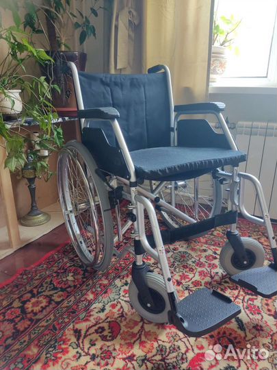 Инвалидная коляска новая