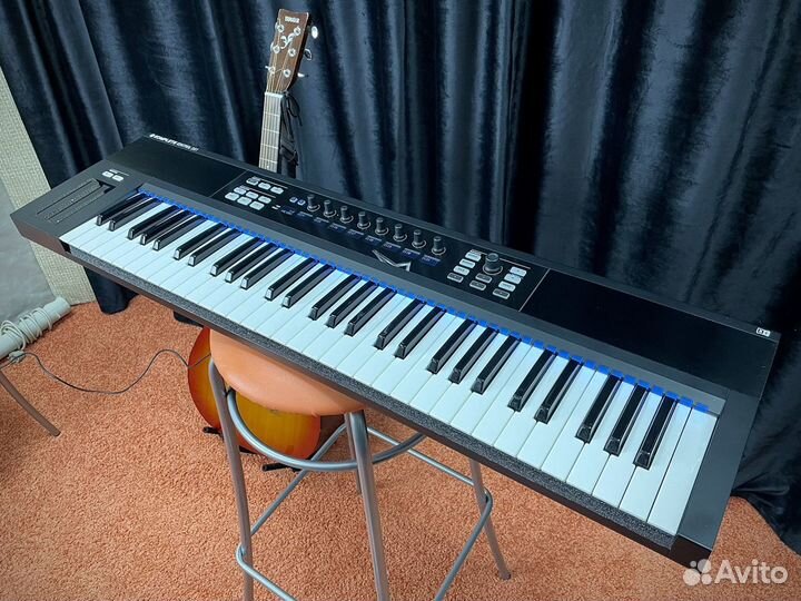 Native Instruments Komplete Kontrol S61