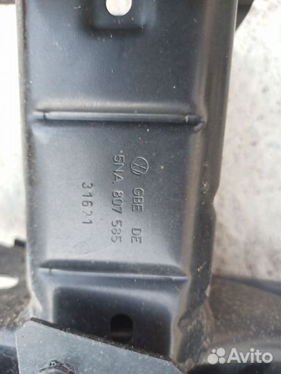 Усилитель заднего бампера Тигуан 2