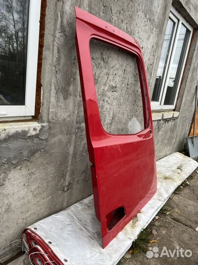 Дверь правая Mercedes-Benz Actros 4 Restail