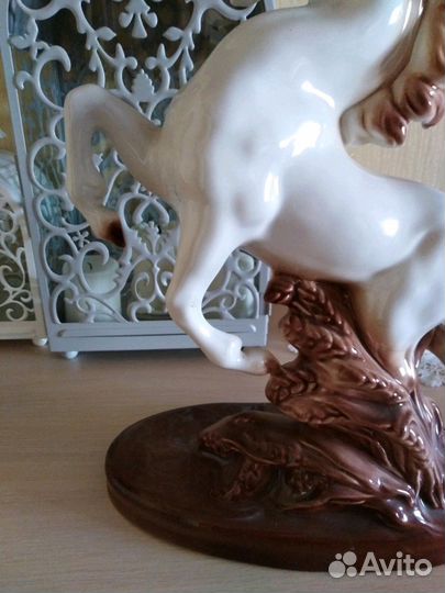 Статуэтка Конь. СССР, 37см