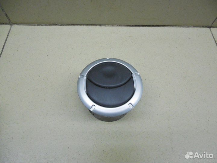 Дефлектор воздушный Logan 2005-2014