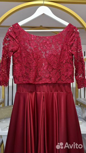 Бордовое атласное вечернее платье 46 размер