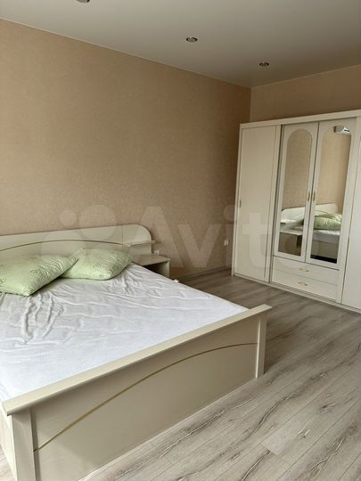 2-к. квартира, 68 м², 3/18 эт.