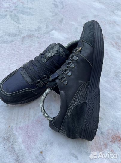 Кроссовки бренд оригинал под спорт и классику