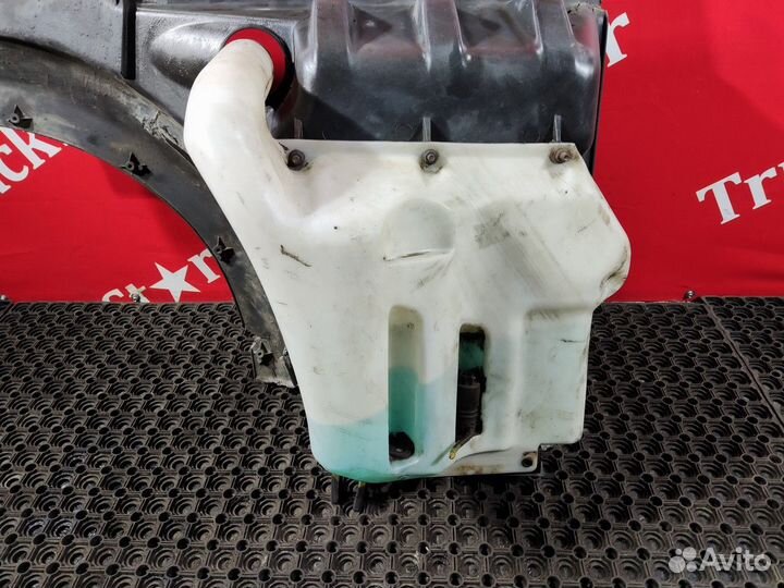 Корпус подножек левый Daf XF105